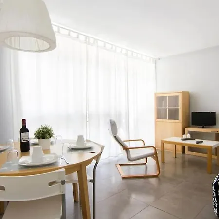 Cute Tiny Flat Near The And Center Apartment *
